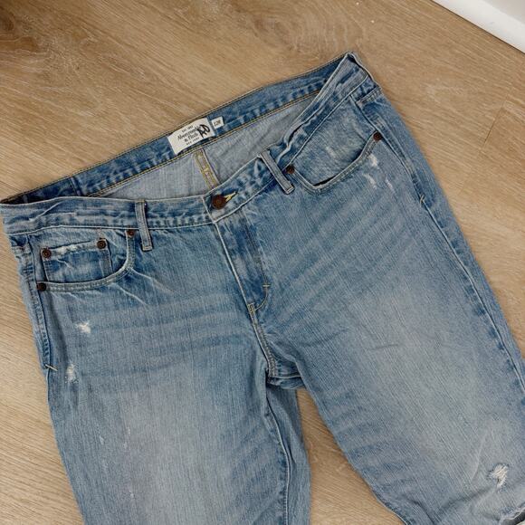 Women’s Abercrombie & Fitch Emma Bootcut Jeans Light Wash Size 12R - Picture 2 of 7